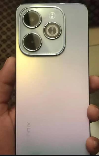 Infinix Hot 40i 8+8 128