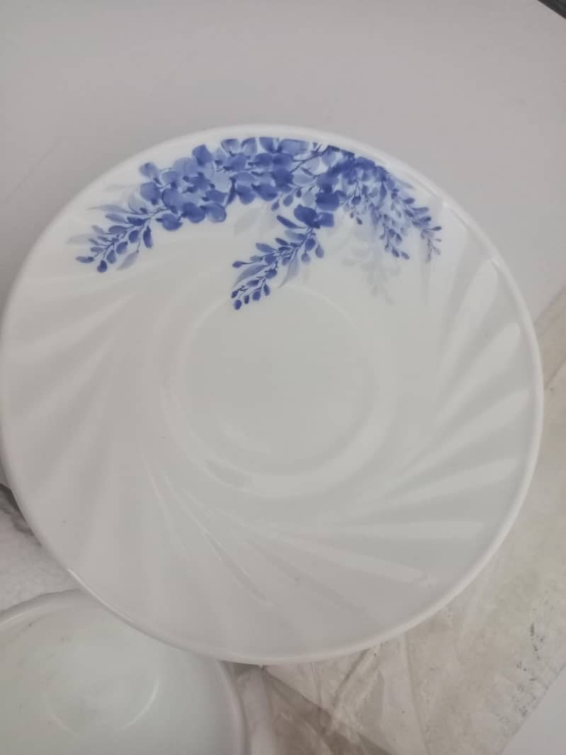 Pyrex marble dinner set 72 pcs 3
