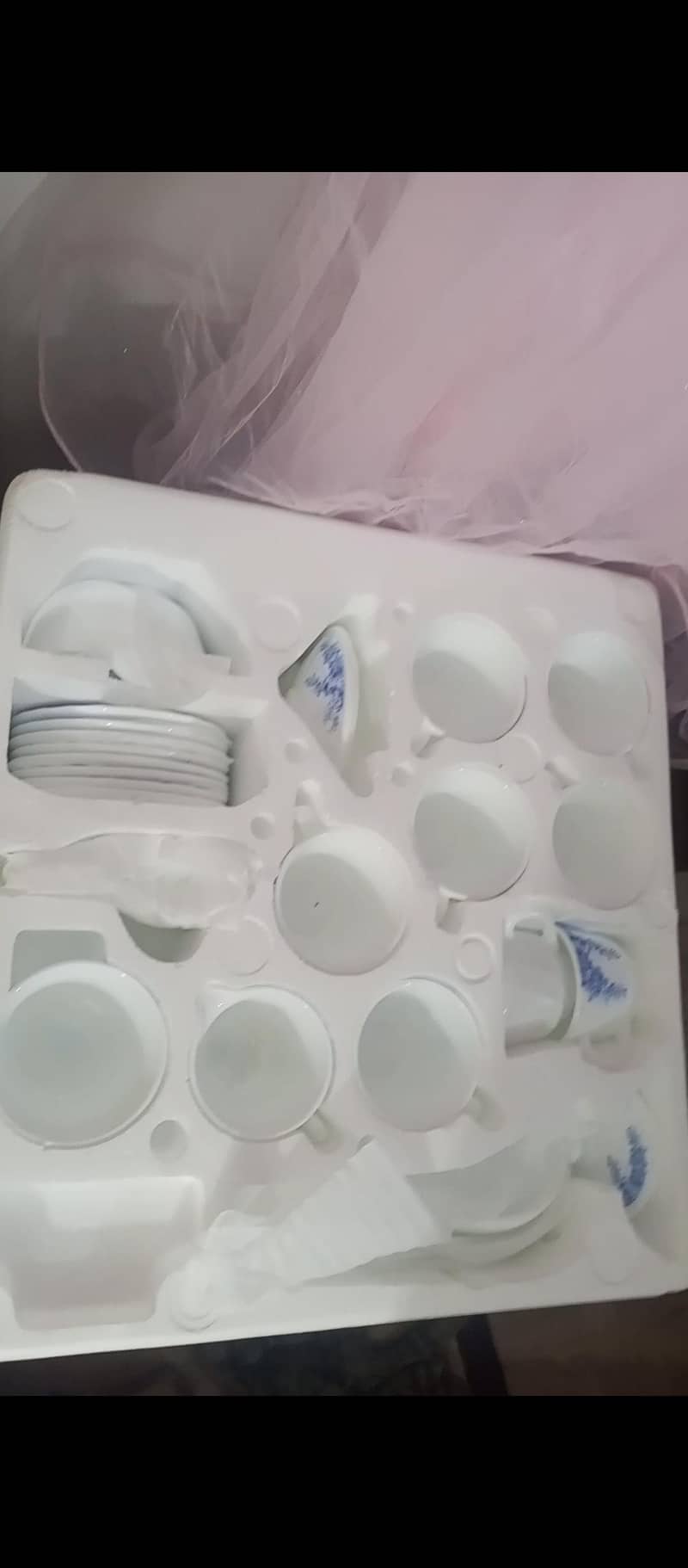 Pyrex marble dinner set 72 pcs 9