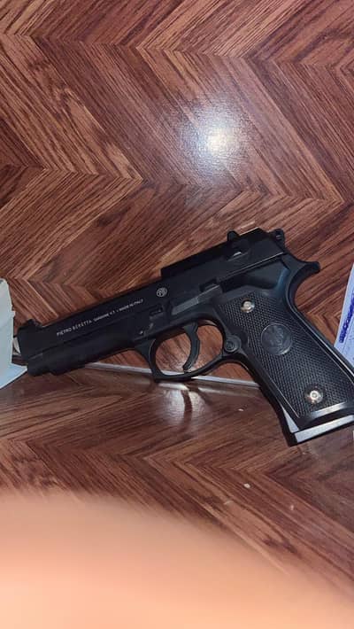 Airsoft Gun