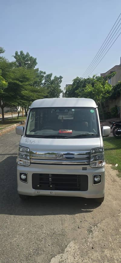 Nissan Clipper 2025 nv100
