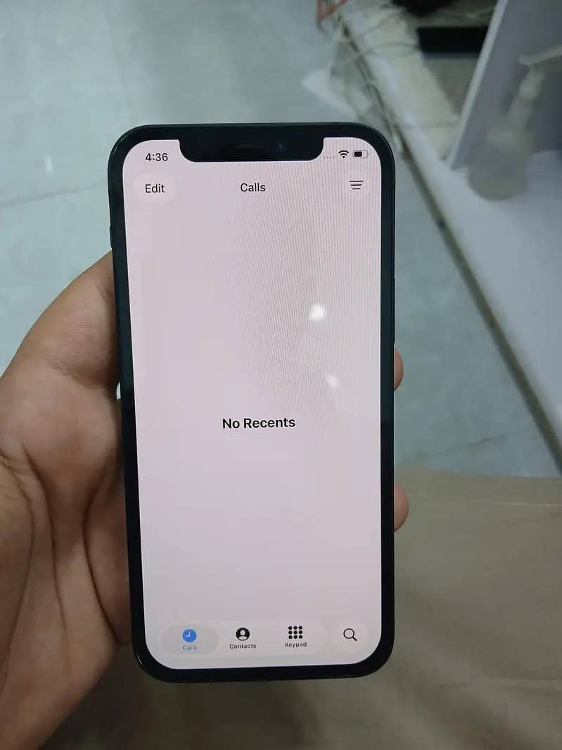 Apple iPhone 12 4