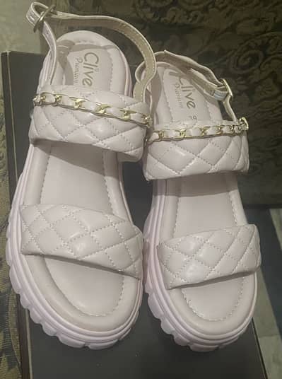Clive sandals