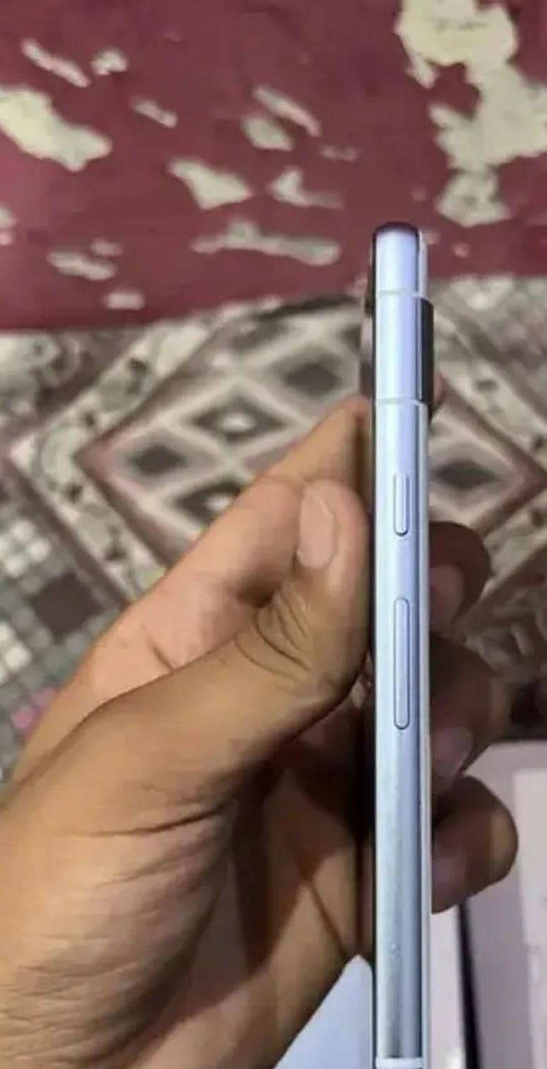 Google Pixel 7a 1