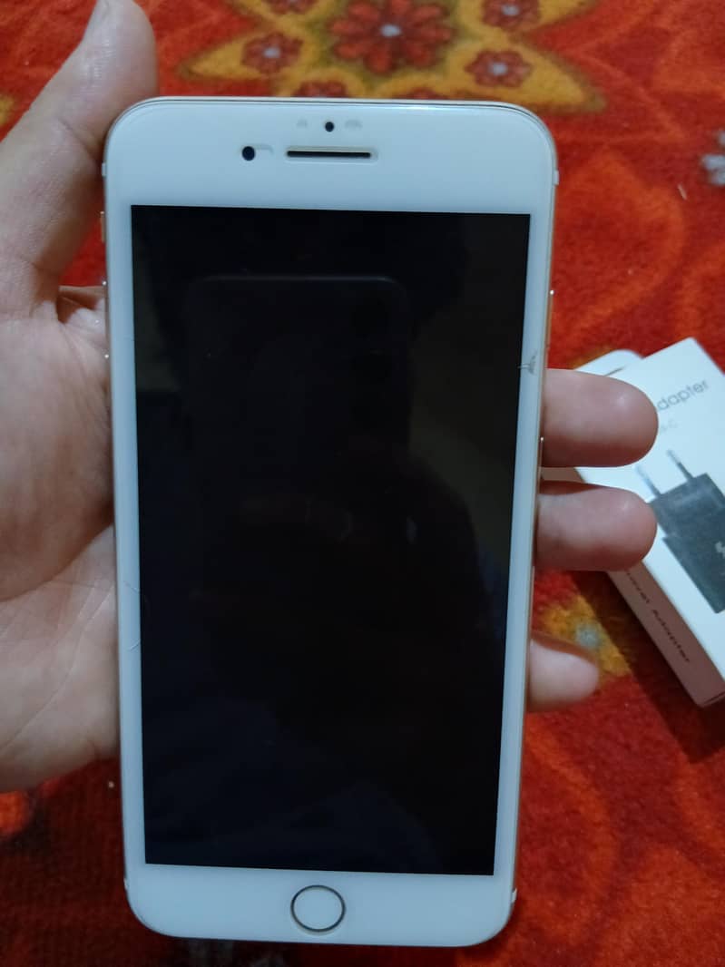 Apple iPhone 7 Plus 0