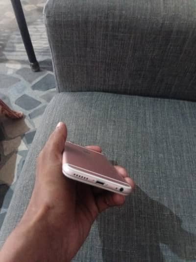Apple iPhone 6S