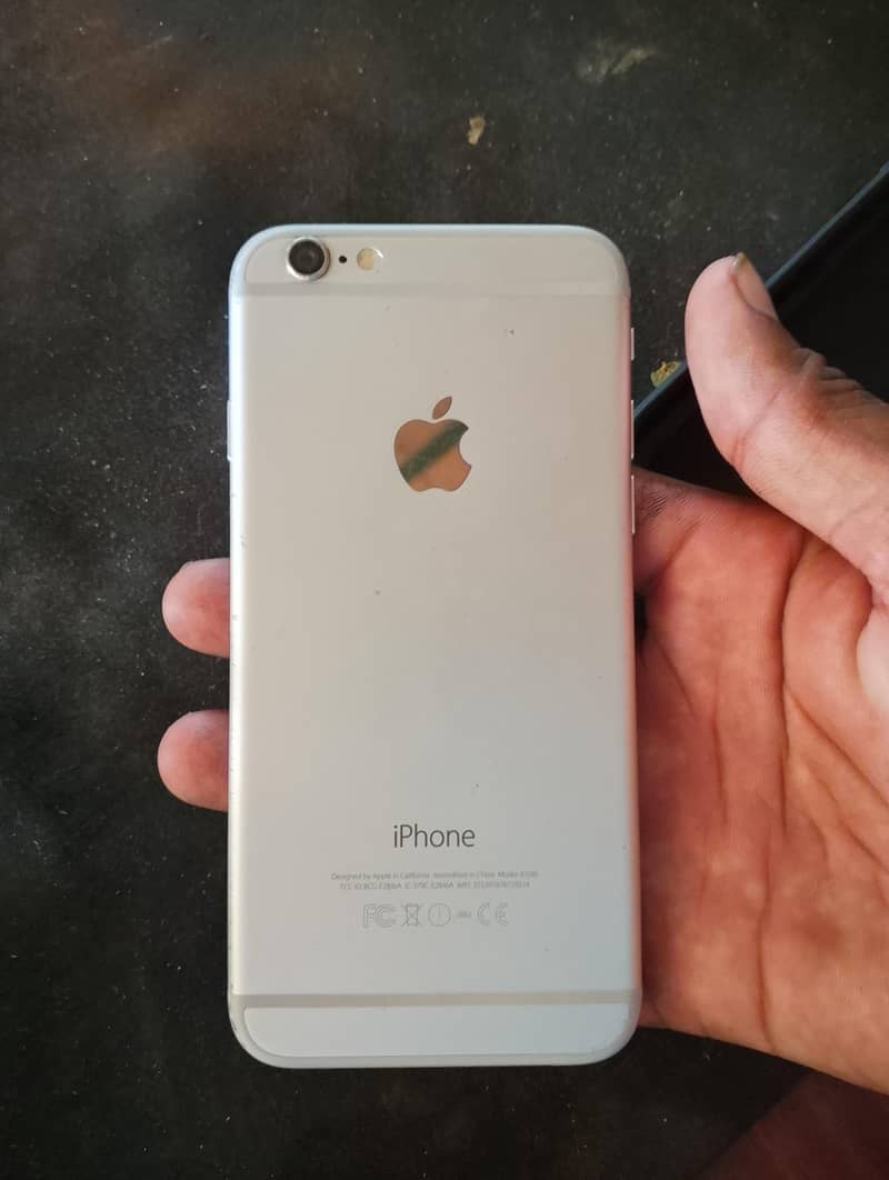 Apple iPhone 6 2