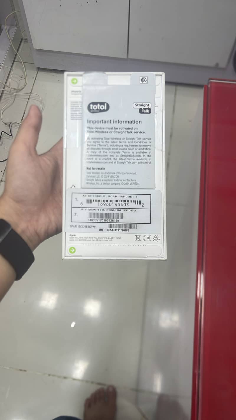 Apple iPhone 13 1