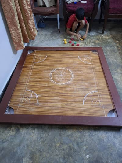 carrom board