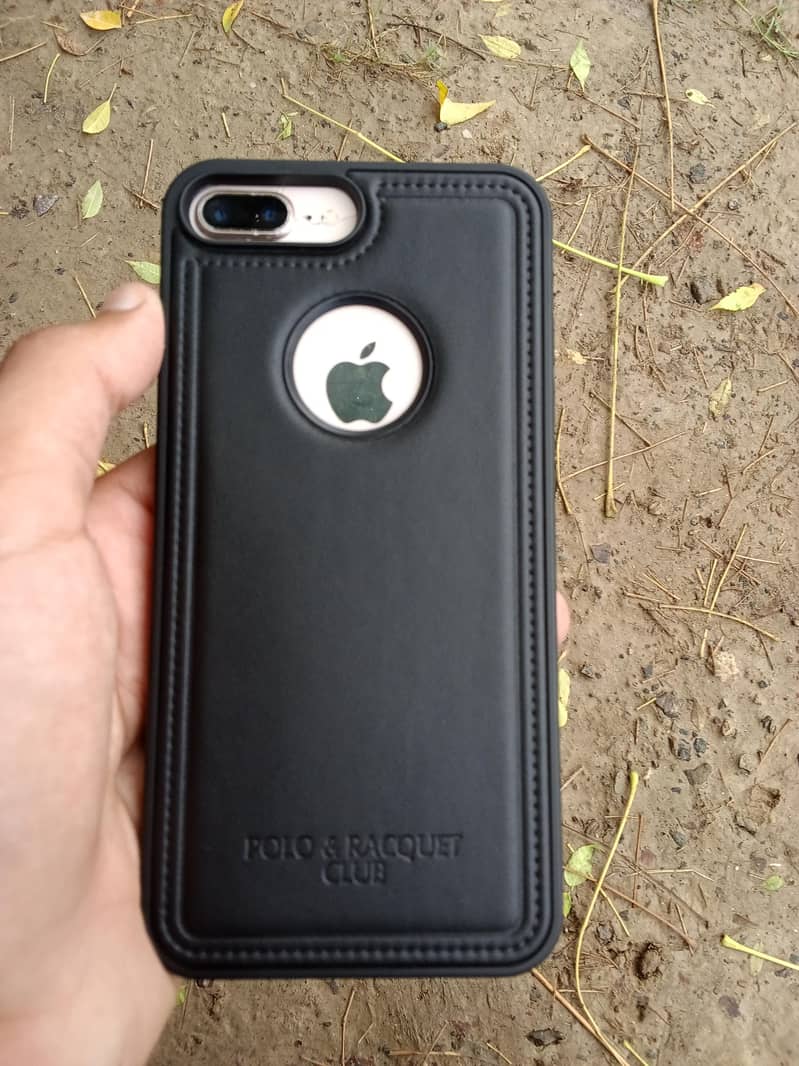Apple iPhone 8 Plus 2