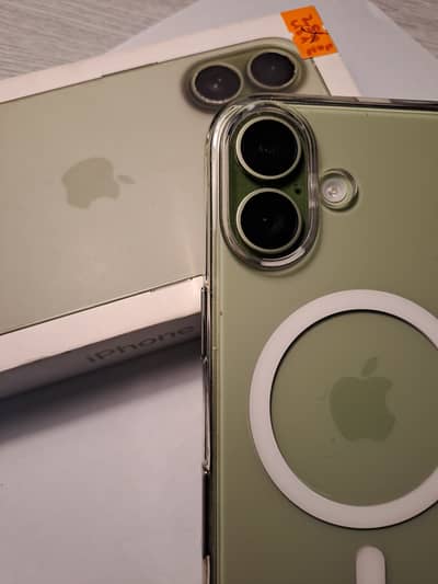 Apple iPhone 17 Non PTA 256 GB with original box and cable