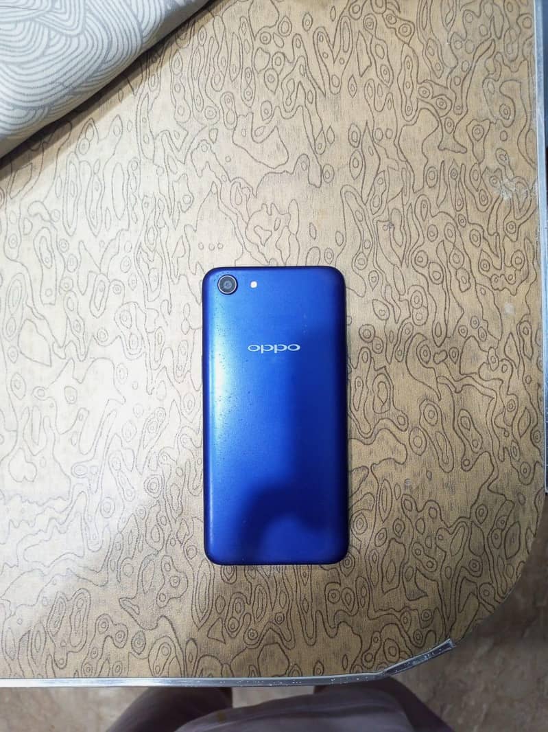 OPPO A83 2