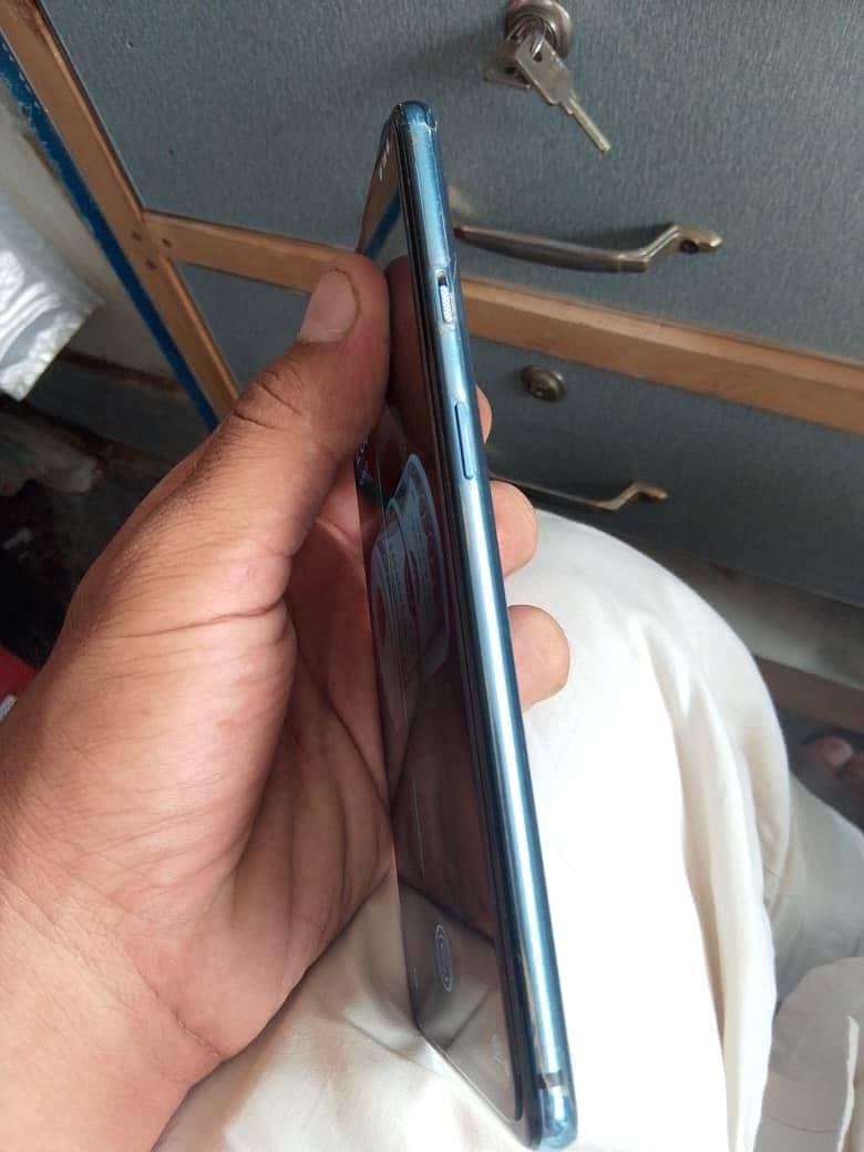 One Plus 7T 4