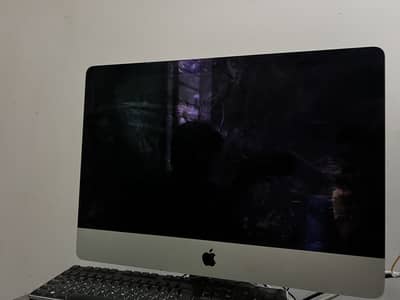 Apple iMac Late 2015 21.5” | 16GB RAM | 1TB HDD | Original