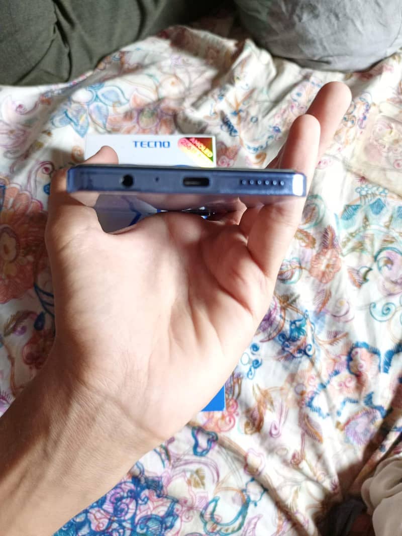 tecno camon 20 pro 7