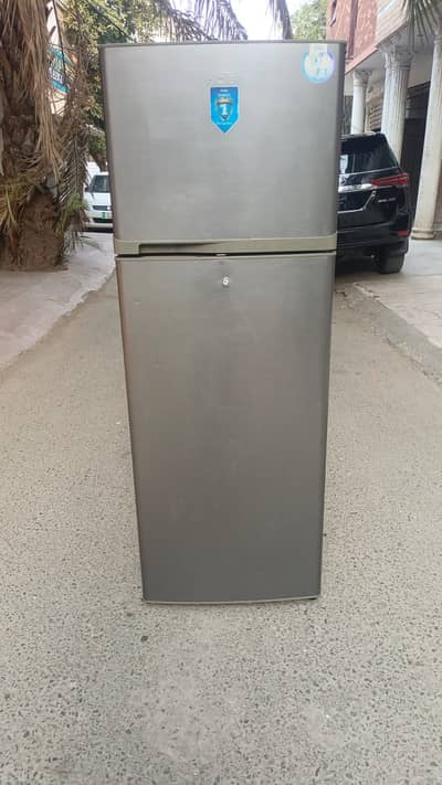 Haier fridge medium size genuine 0336/7070/370 Efficient Cooling