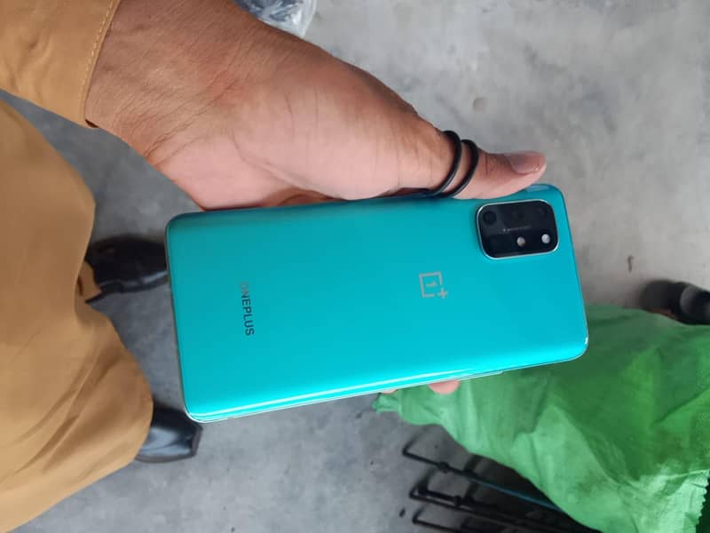 one plus 8t 1