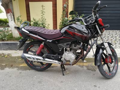 HONDA CB125 F