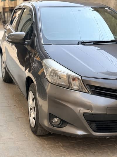 Toyota Vitz 2016