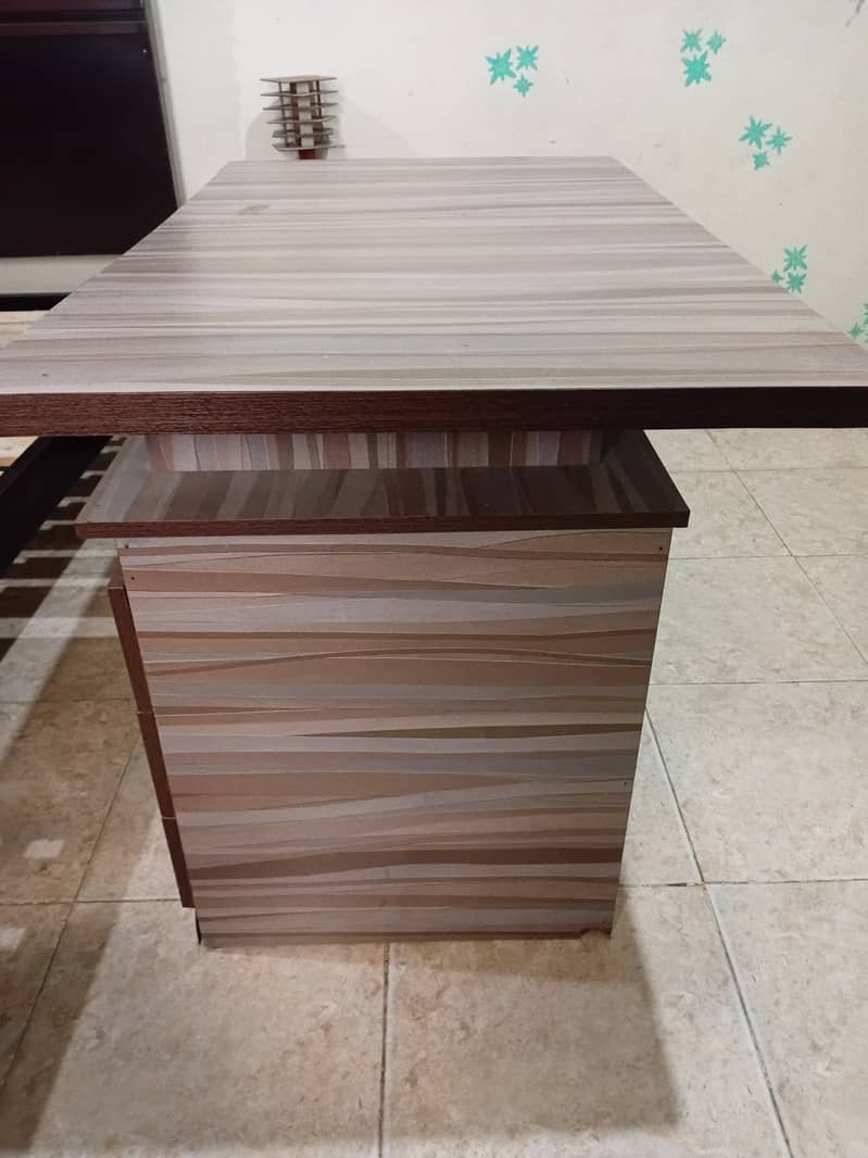Durable office Table 6