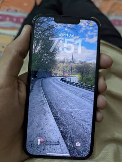Apple iPhone 14