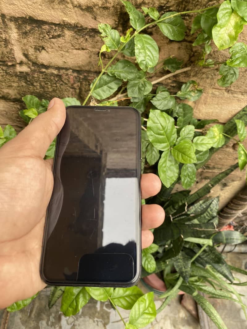 Apple iPhone X 1