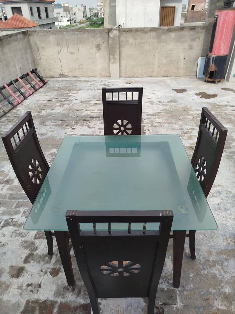 Dinning Table 4 Seater 1
