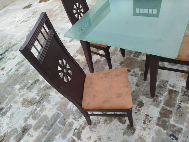 Dinning Table 4 Seater 3