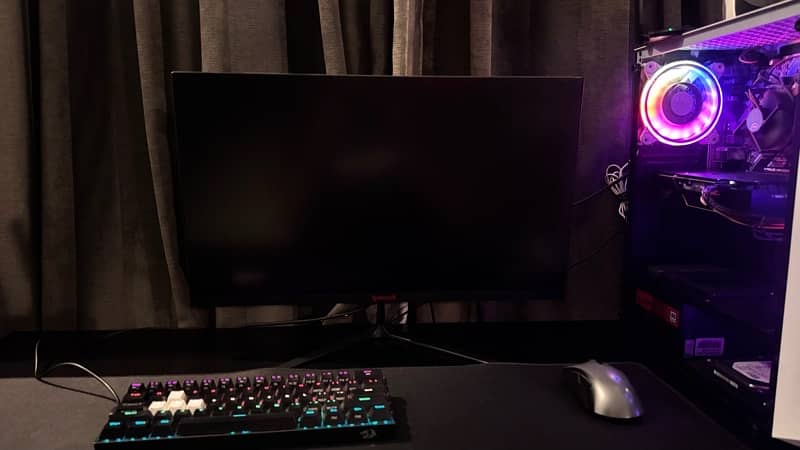 Complete Gaming PC Setup 13