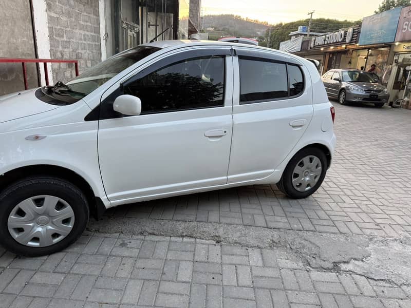 Vitz 1300 Cc 4