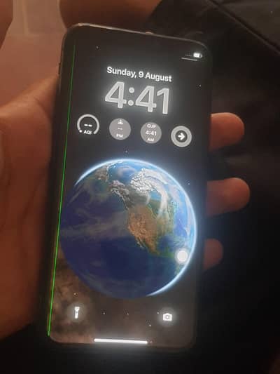 Apple iPhone X . . . 64 gb