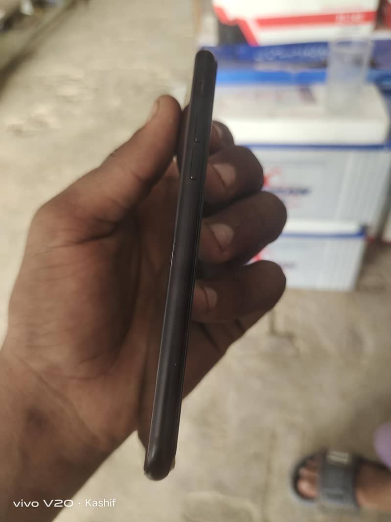 Apple iPhone SE 2020 2