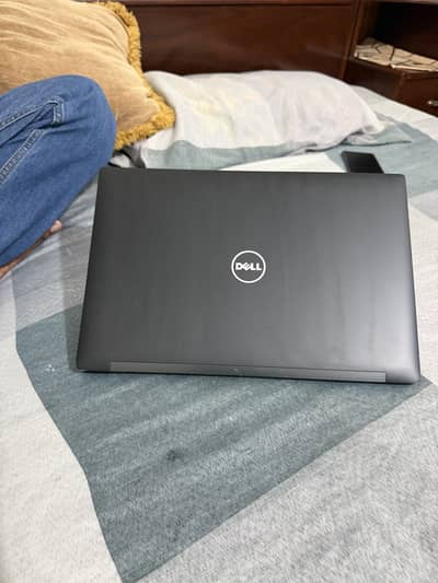 Dell latitude 7480 | i5 6th generation | 8 GB Ram | 256 GB SSD