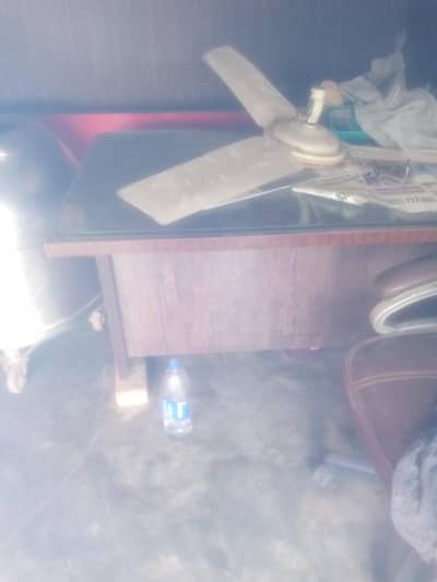 office  table