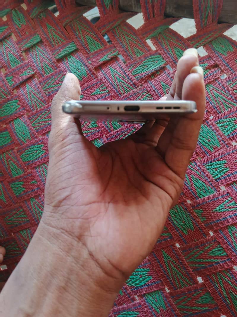 Tecno spark 40 pro plus 0