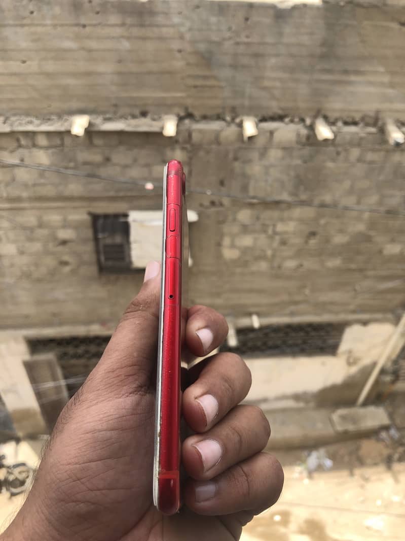 Apple iPhone 7 3