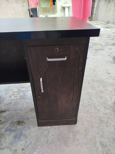 Study Table/ Office Table for sale