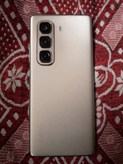 Infinix Hot 50 Pro Plus – 3D Curved AMOLED – Bo