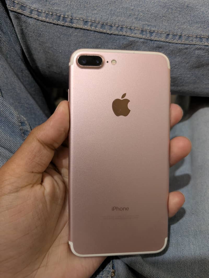 Apple iPhone 7 Plus 1