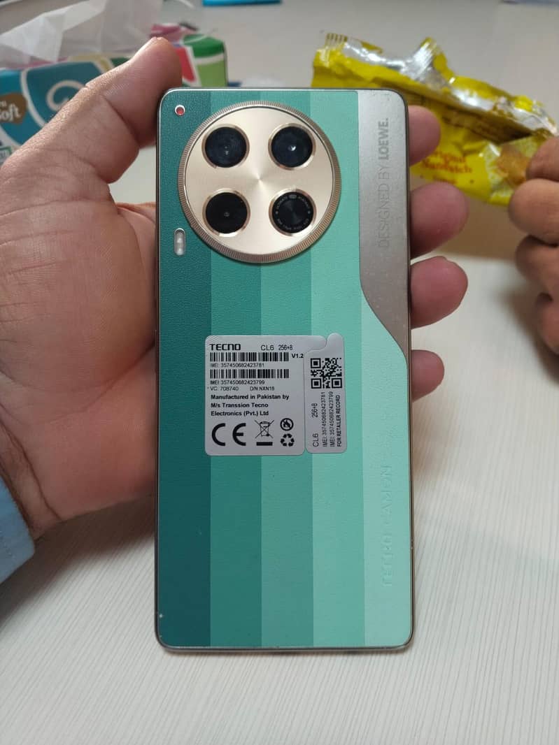 Tecno CAMON 30 1