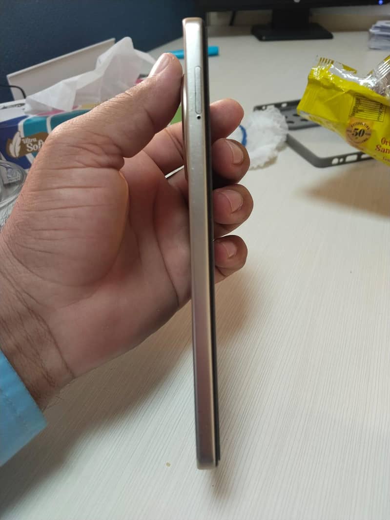 Tecno CAMON 30 4