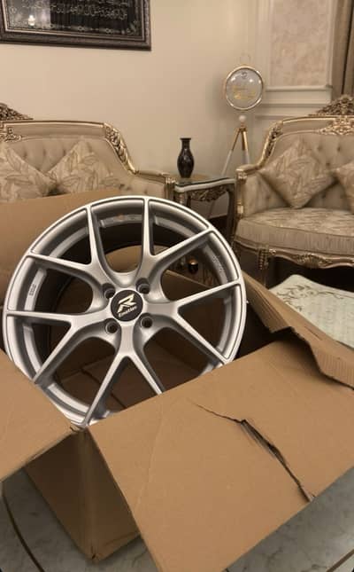 17 inch 4 nuts rims