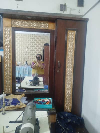 dressing table