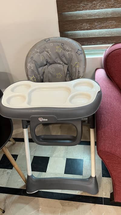Tinnies Baby High Chair / Feeding Chair – Good Condition