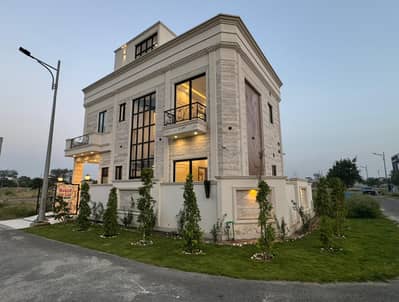 5 MARLA OUTCLASS LUXURY BUNGALOW AVAILABLE FOR RENT IN DHA PHASE 9