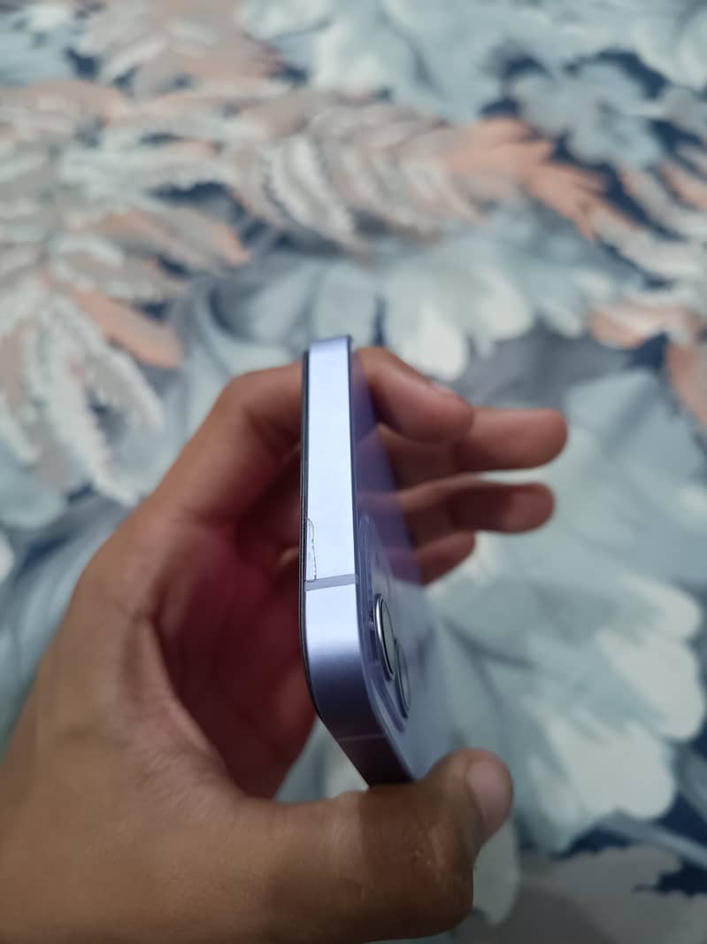 Apple iPhone 12 1