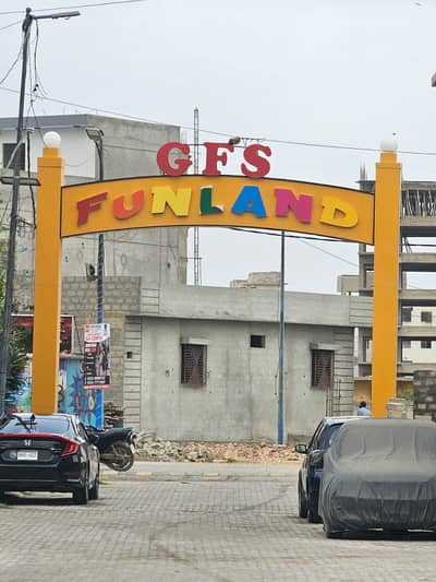 129 Sq. Yards Corner Plot for Sale Overseas Block, North Town Residency Phase 1