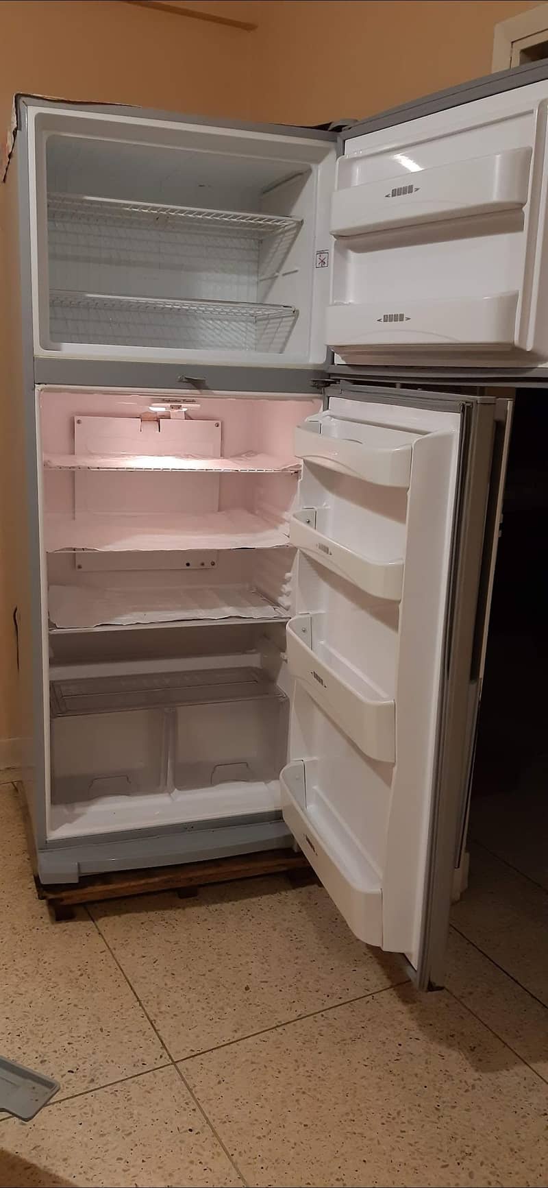 Dawlance Full size fridge 2