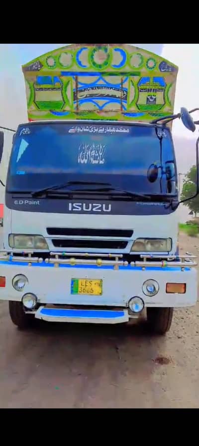 ISUZU 10 Wheeler