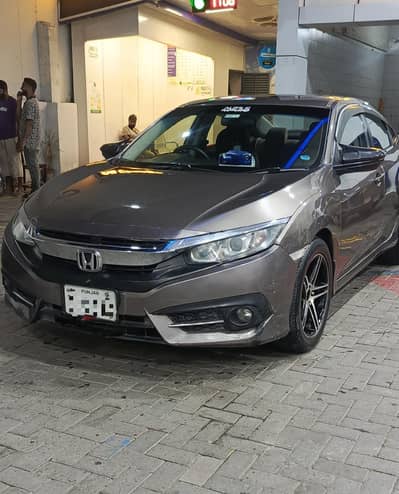 Honda Civic Oriel 1.8 i-VTEC CVT (UG)–2017 Urgent Sale